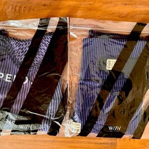 Peloton WITH Array with Colors set, NWT, size L